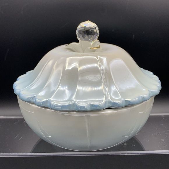 Vtg Italian Vanity Lidded Dish Blue White Pearlescent Retro Correct Glam Boudoir - Picture 9 of 14